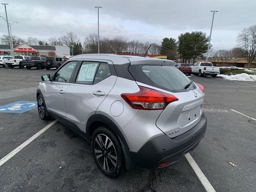 2020 Nissan Kicks SV