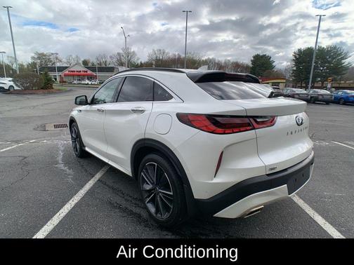 Majestic White 2023 INFINITI QX55 ESSENTIAL