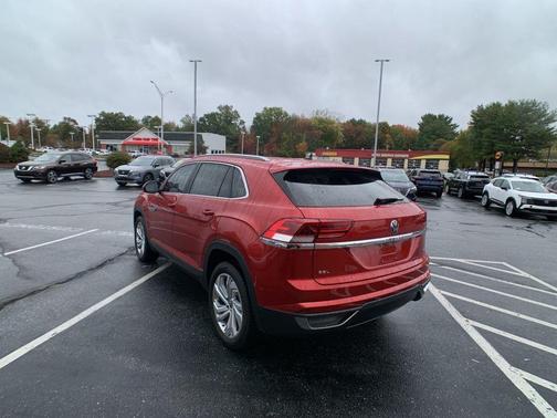 2020 Volkswagen Atlas Cross Sport 2.0T SEL