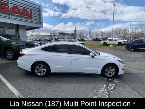 White 2023 Hyundai SONATA SE