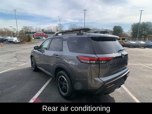 Gun Metallic 2024 Nissan Pathfinder Rock Creek