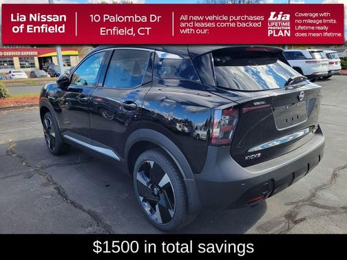 2026 Nissan Kicks SR