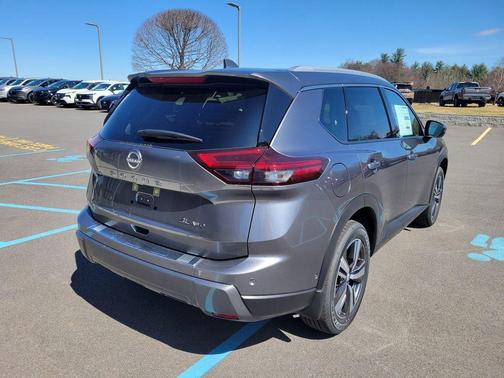 2025 Nissan Rogue SL