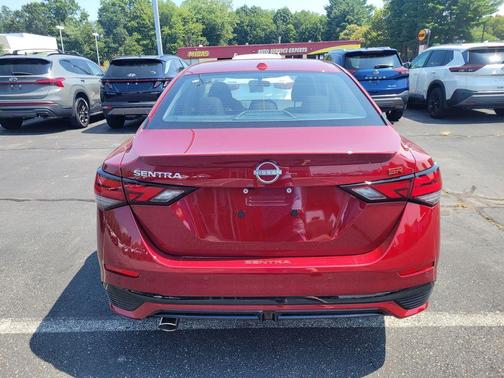 2025 Nissan Sentra SR