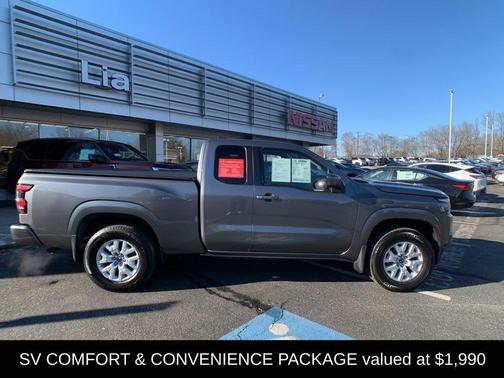 2022 Nissan Frontier SV