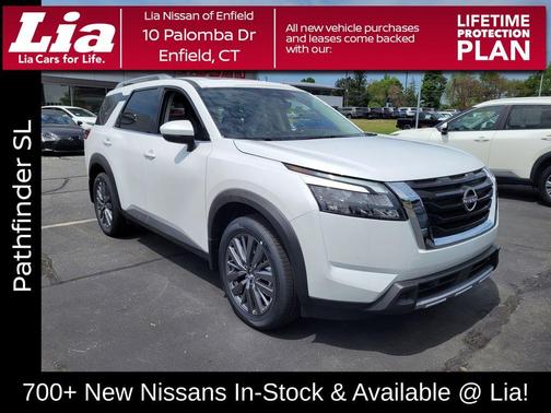 2025 Nissan Pathfinder SL