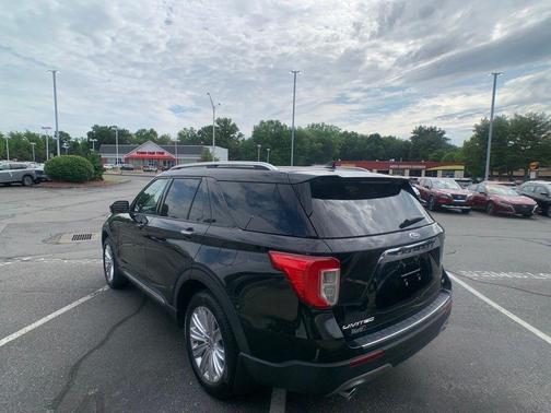 Black Metallic 2020 Ford Explorer Limited