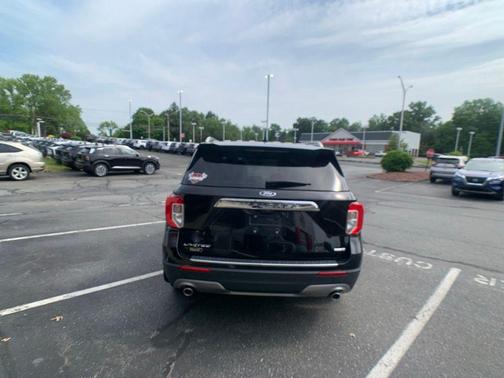 Black Metallic 2020 Ford Explorer Limited