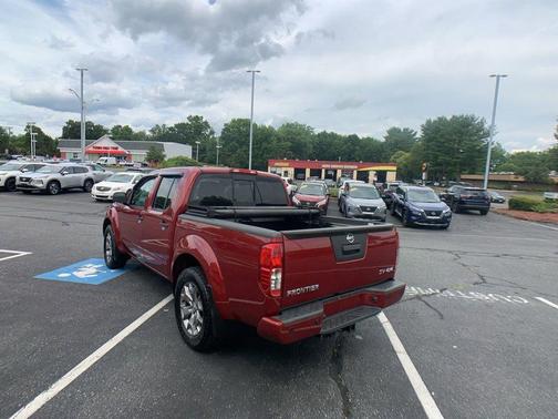 2020 Nissan Frontier SV
