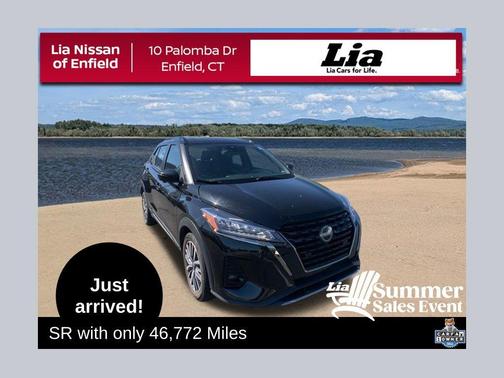 Super Black 2024 Nissan Kicks SR