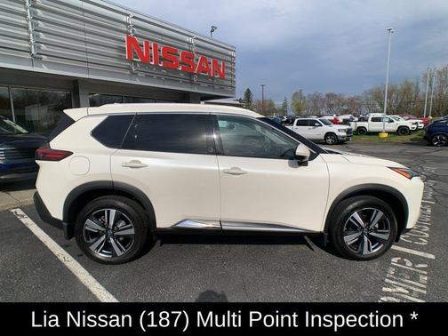 White 2021 Nissan Rogue SL