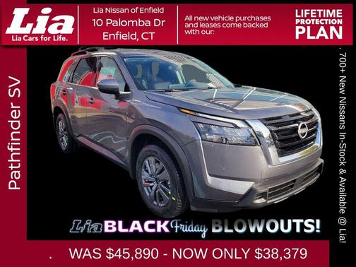 2025 Nissan Pathfinder SV