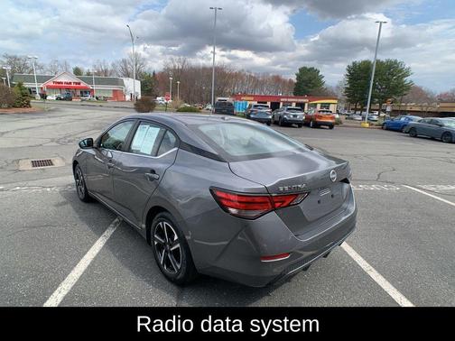 Gun Metallic 2024 Nissan Sentra SV