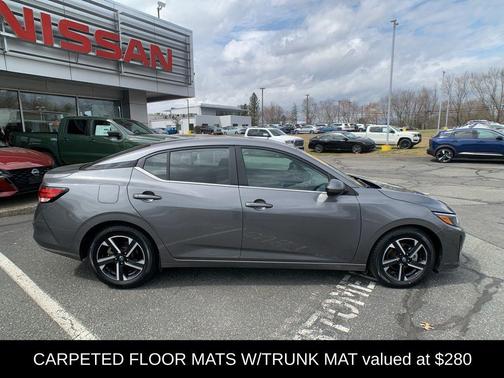 Gun Metallic 2024 Nissan Sentra SV