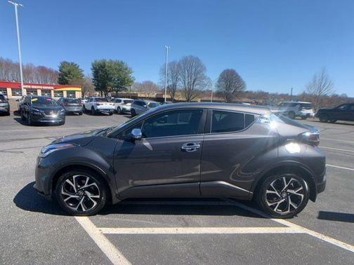 2020 Toyota C-HR XLE