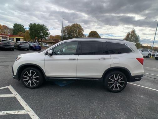 2019 Honda Pilot Touring 7-Passenger