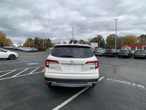 2019 Honda Pilot Touring 7-Passenger