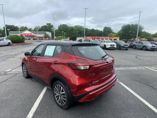 2021 Nissan Kicks SV