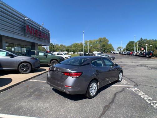 Gun Metallic 2025 Nissan Sentra S