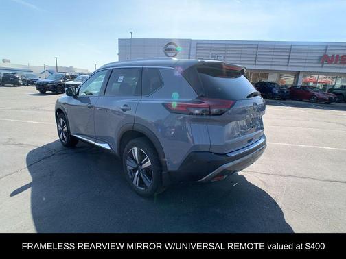 Boulder Gray Pearl 2023 Nissan Rogue SL