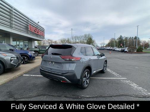 Boulder Gray Pearl 2023 Nissan Rogue SL