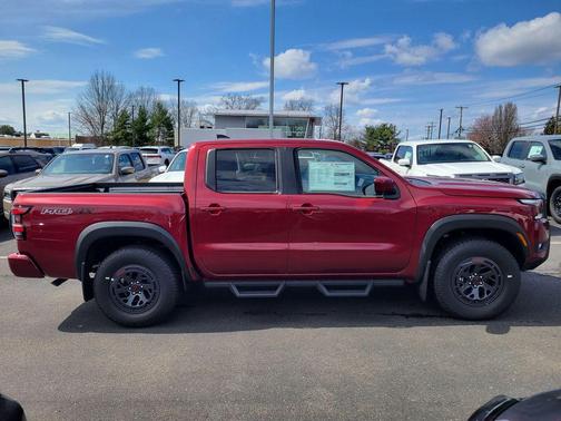 2025 Nissan Frontier PRO-4X