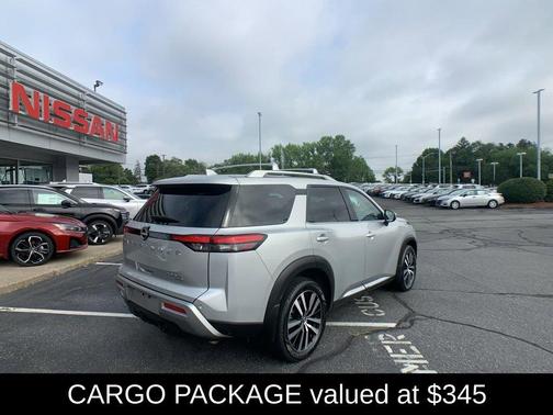 2023 Nissan Pathfinder Platinum