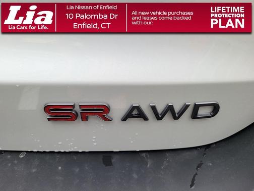 Aspen White Tri 2026 Nissan Kicks SR