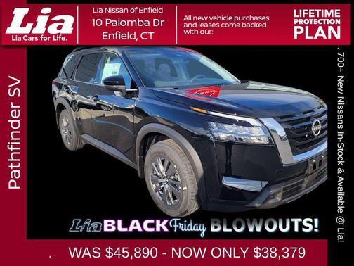 2025 Nissan Pathfinder SV