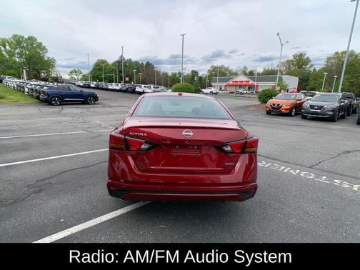 Scarlet Ember 2025 Nissan Altima SV