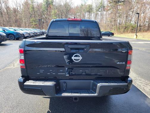 6 2026 Nissan Frontier SV