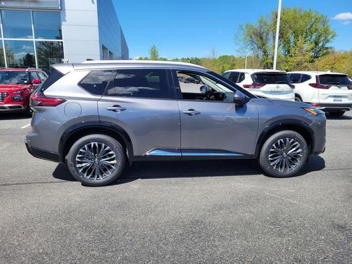 6 2026 Nissan Rogue Platinum