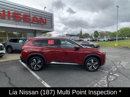 Scarlet Ember 2023 Nissan Rogue Platinum