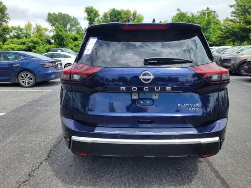 2025 Nissan Rogue Platinum