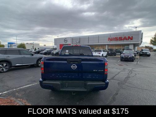 2022 Nissan Frontier SV