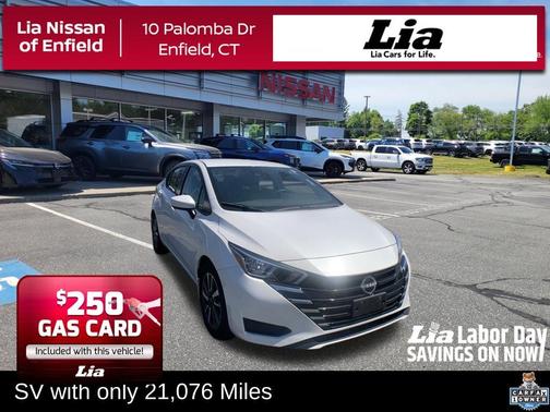 Aspen White 2024 Nissan Versa 1.6 SV