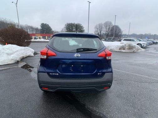 2018 Nissan Kicks SV