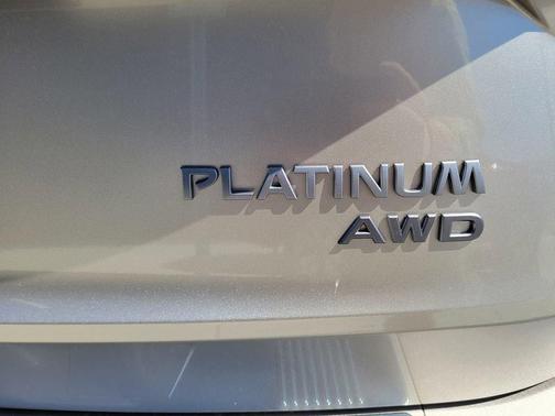 2025 Nissan Rogue Platinum