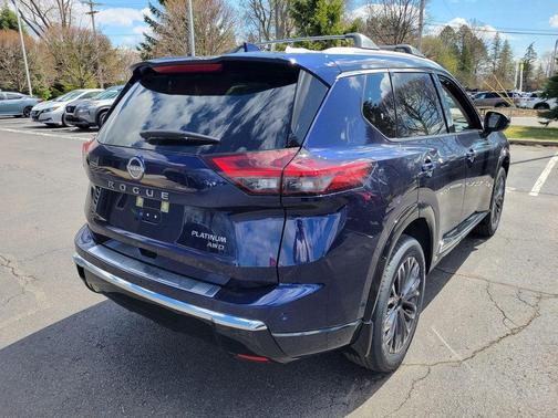 2025 Nissan Rogue Platinum