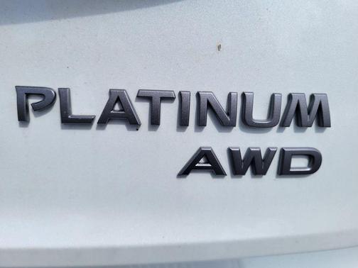 2025 Nissan Rogue Platinum