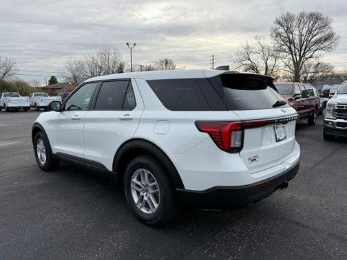 Star White 2026 Ford Explorer Active