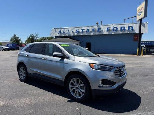 Iconic Silver Metallic 2024 Ford Edge Titanium