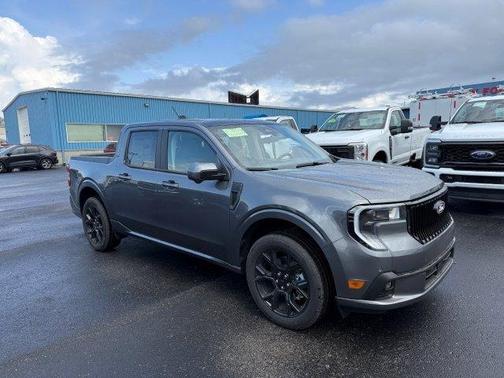 Carbonized Gray Metallic 2026 Ford Maverick Lobo High