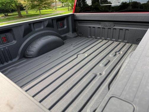 2025 Ford F-350 Lariat Super Duty