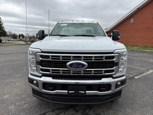 2025 Ford F-350 XLT
