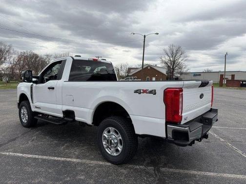 2025 Ford F-350 XLT