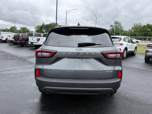 Carbonized Gray Metallic 2025 Ford Escape ST-Line