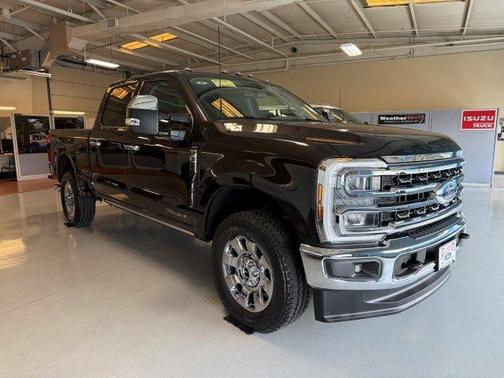 2025 Ford F-350 Lariat Super Duty