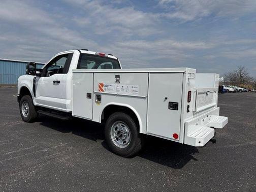 Oxford White 2026 Ford F-250 XL