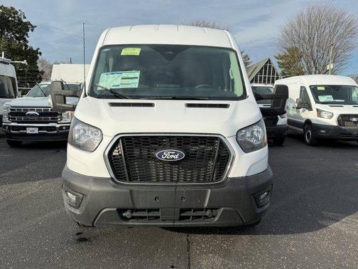 2026 Ford Transit-250 148 WB Medium Roof Cargo
